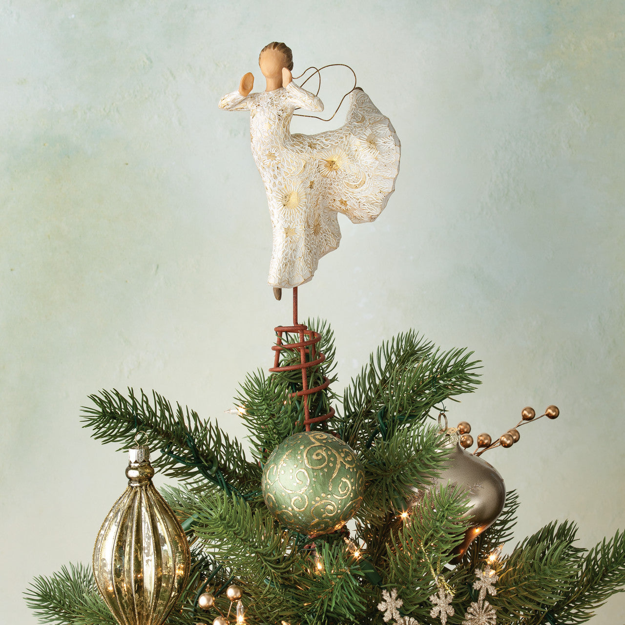 WT Song of Joy Tree Topper