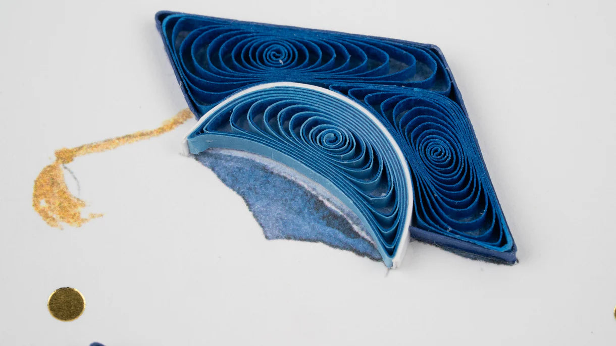 Quilled Congrats Grad Caps Greeting Card