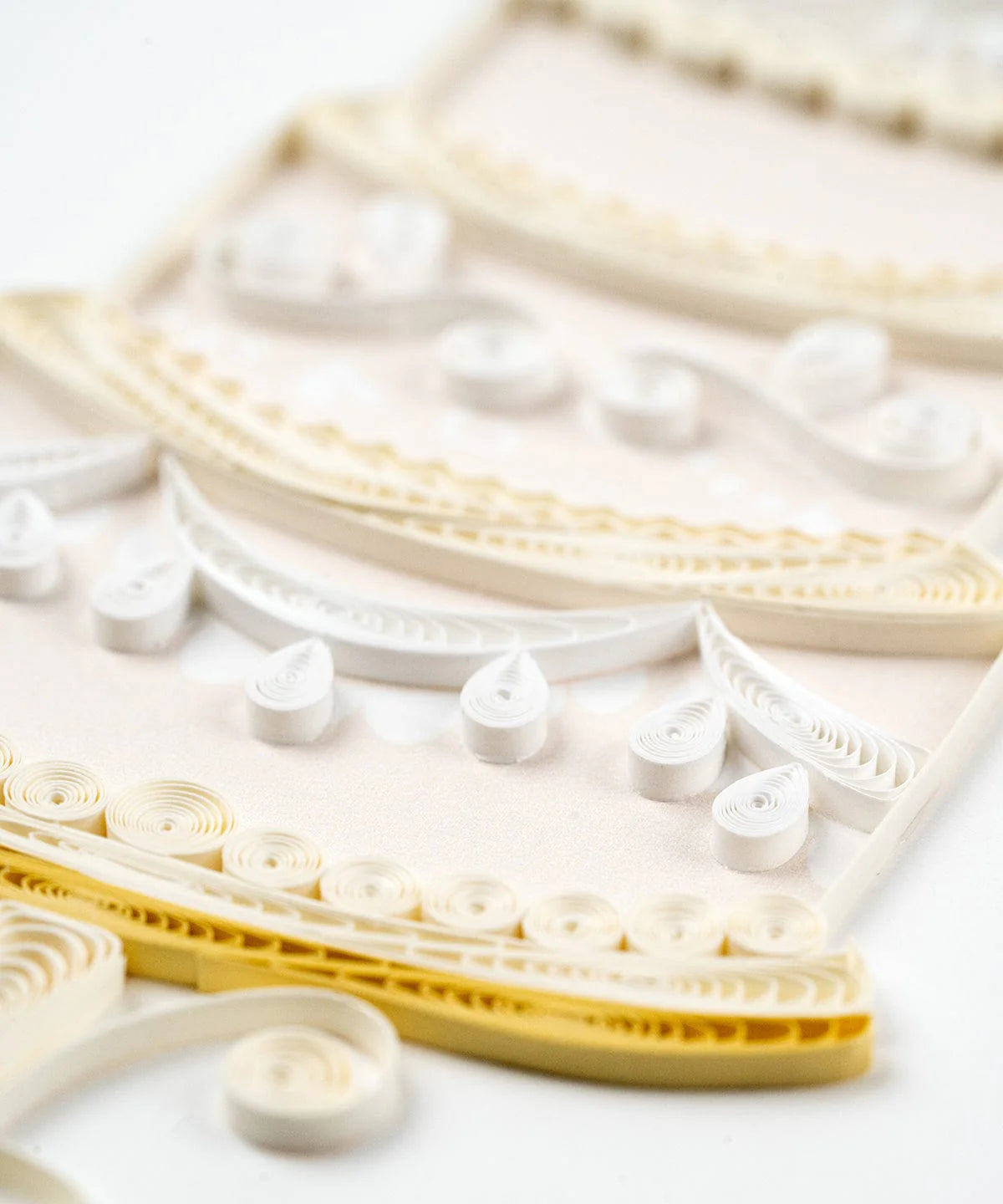 Quilled Elegant Wedding Cake Greeting Card